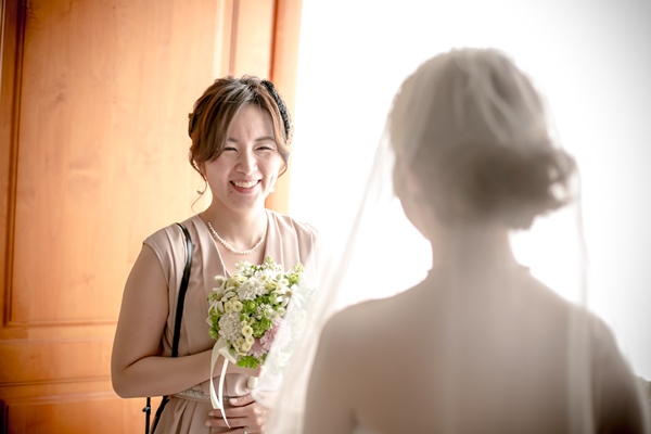 親友の花嫁姿に感動